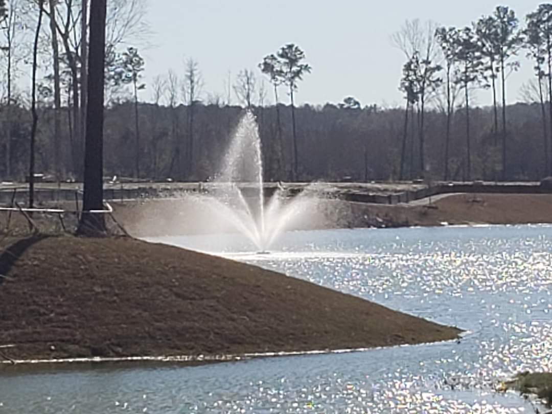 Vanguard Hydro-Torque 2750 Series Floating Lake Fountain